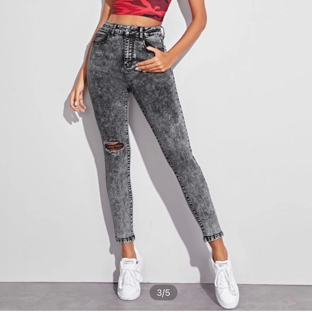 Acid Wash High Waste Skinny Jean